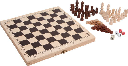 Classic games in a 3 in 1 wooden case